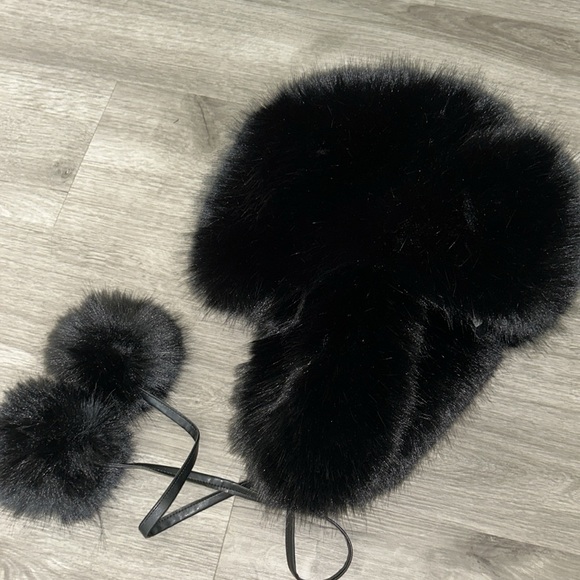 jocelyn Faux Fur Trapper Hat - Picture 10 of 15